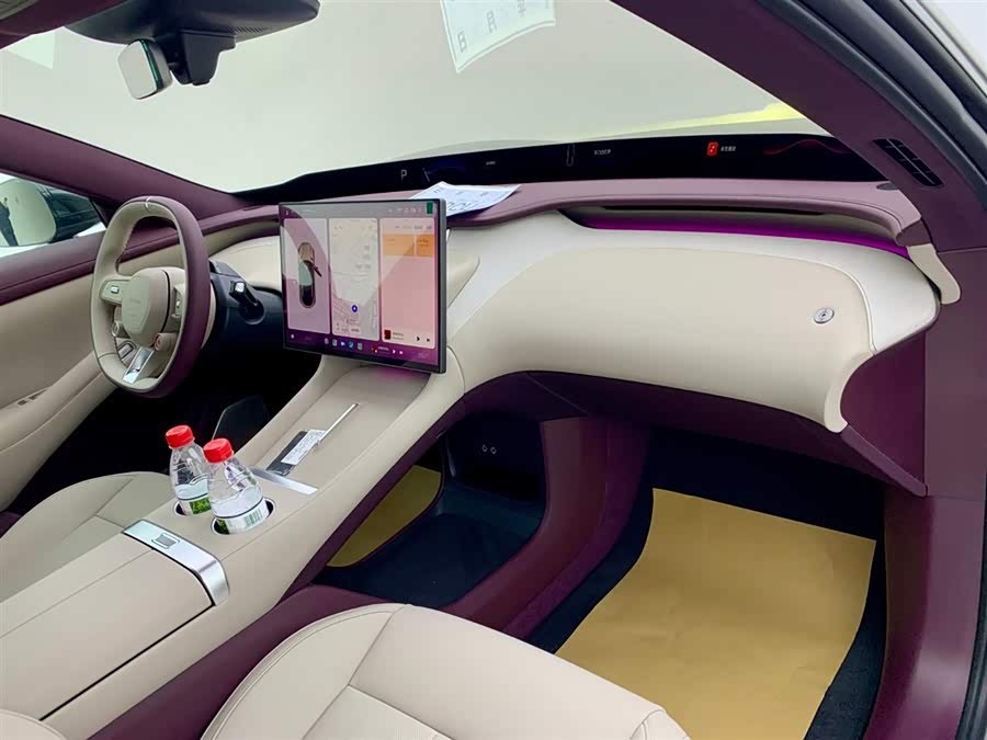 MI YU7 2025 car image #18