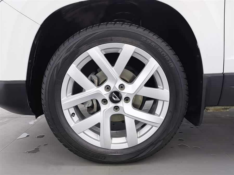 Jetta VS5 2020 car image #18