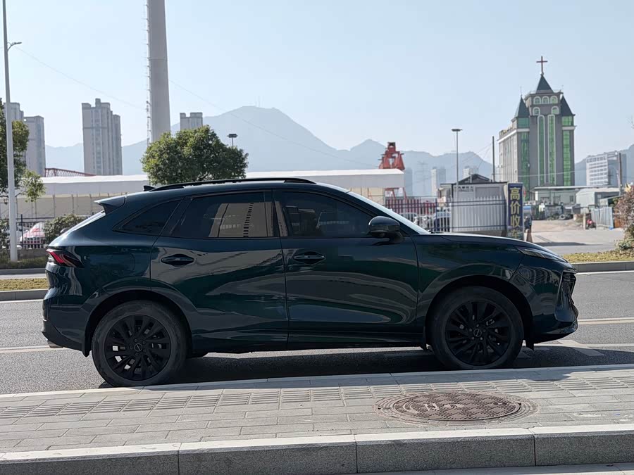 Forthing T5 EVO 2021 #18 Forthing T5 EVO 2021 car image #18
