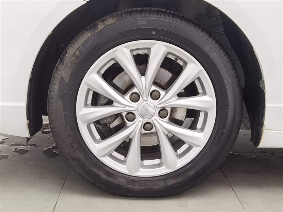 Roewe i5 2020 car image #18