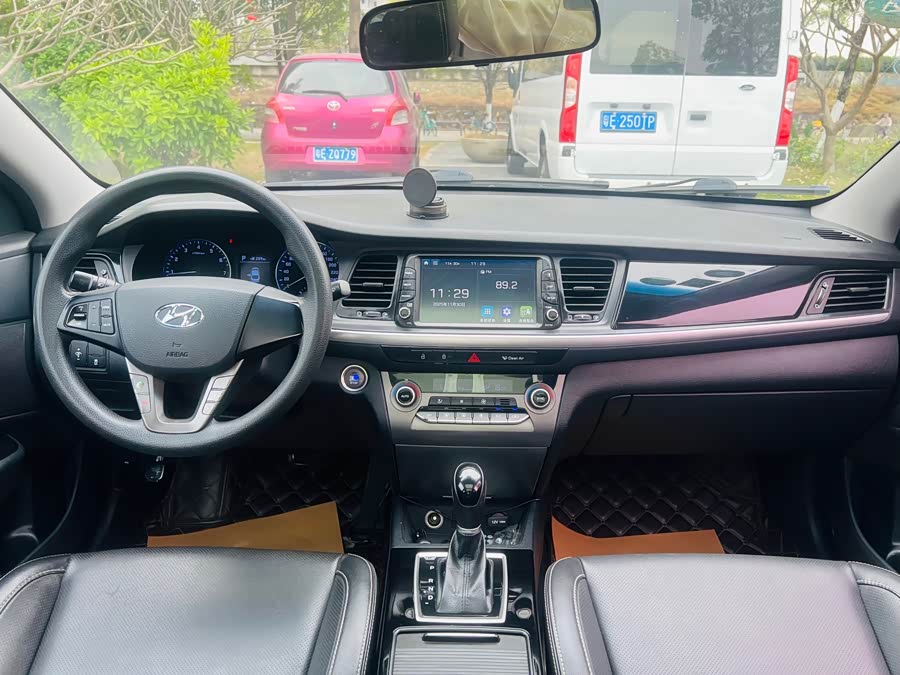 Hyundai Mistra 2017 car image #18