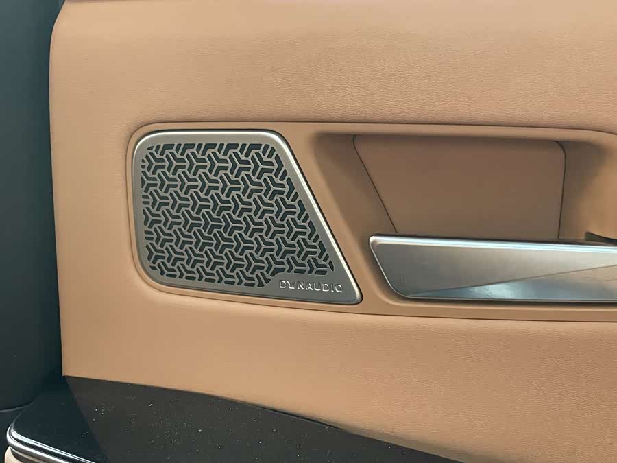 BYD HanL 2025 immagine di auto #18