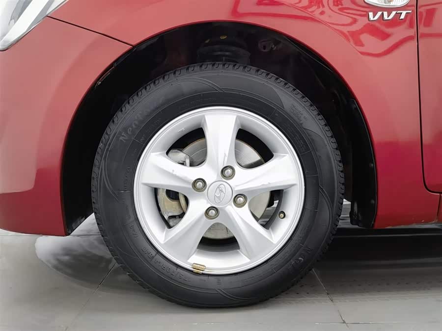 Mazda Reina Hatchback 2015 car image #18