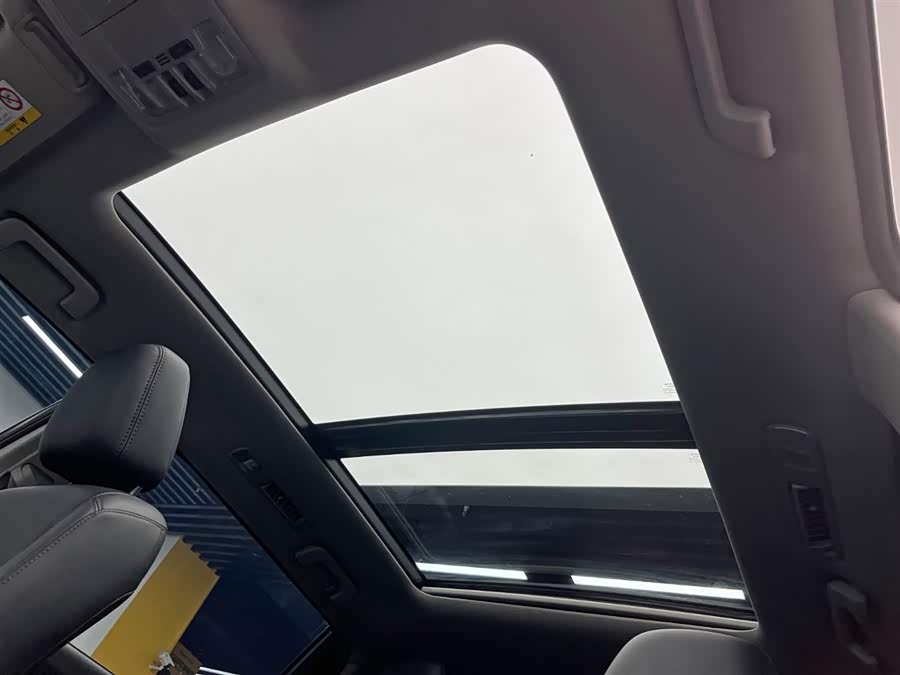 Toyota Highlander 2018 car image #18