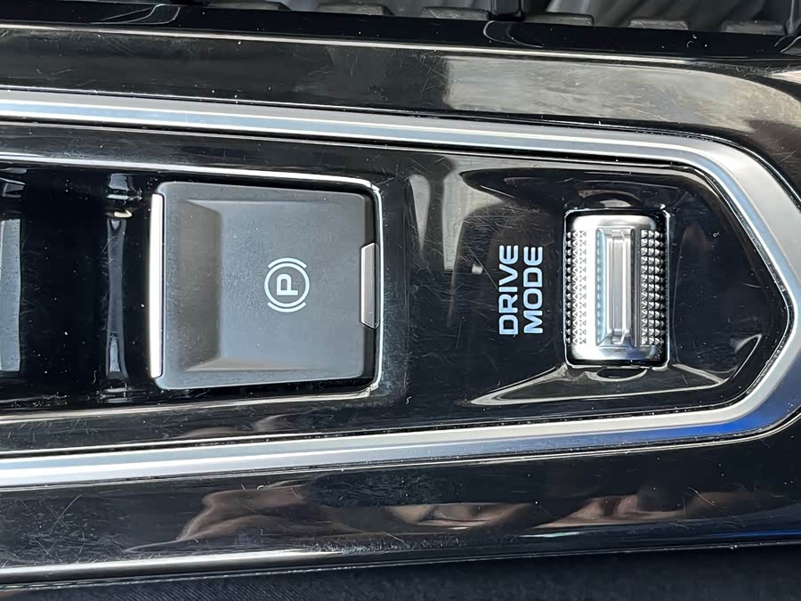 GEELY Coolray 2022 car image #18