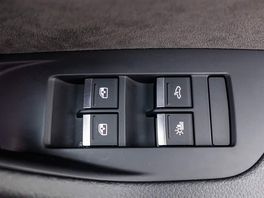 Audi A6L 2019 car image #18