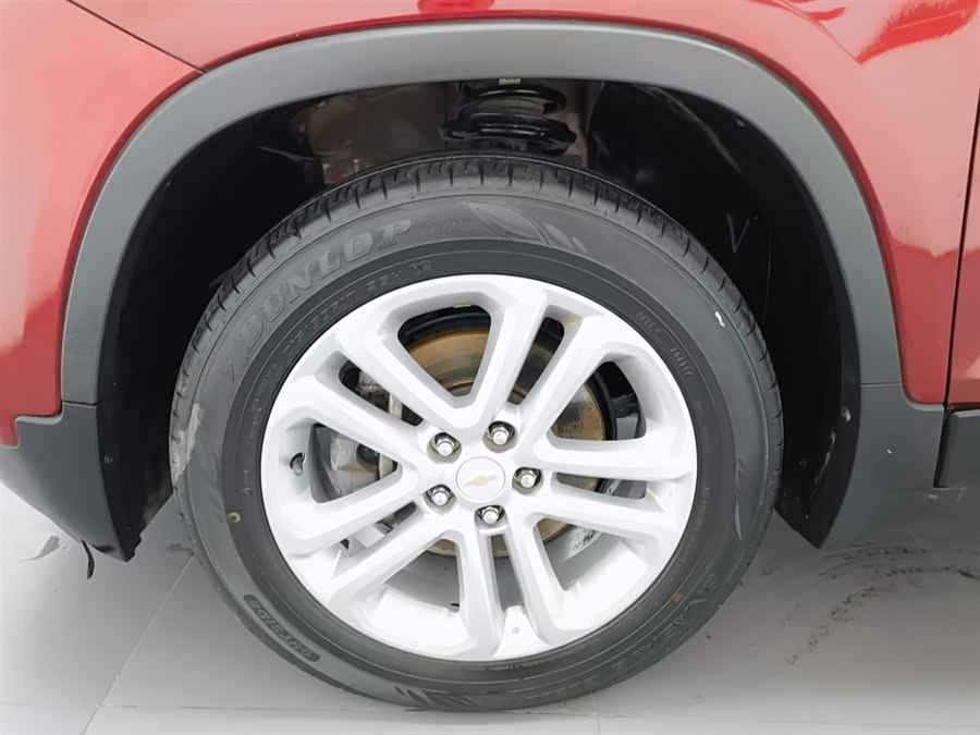 Chevrolet Tracker 2018 immagine di auto #18