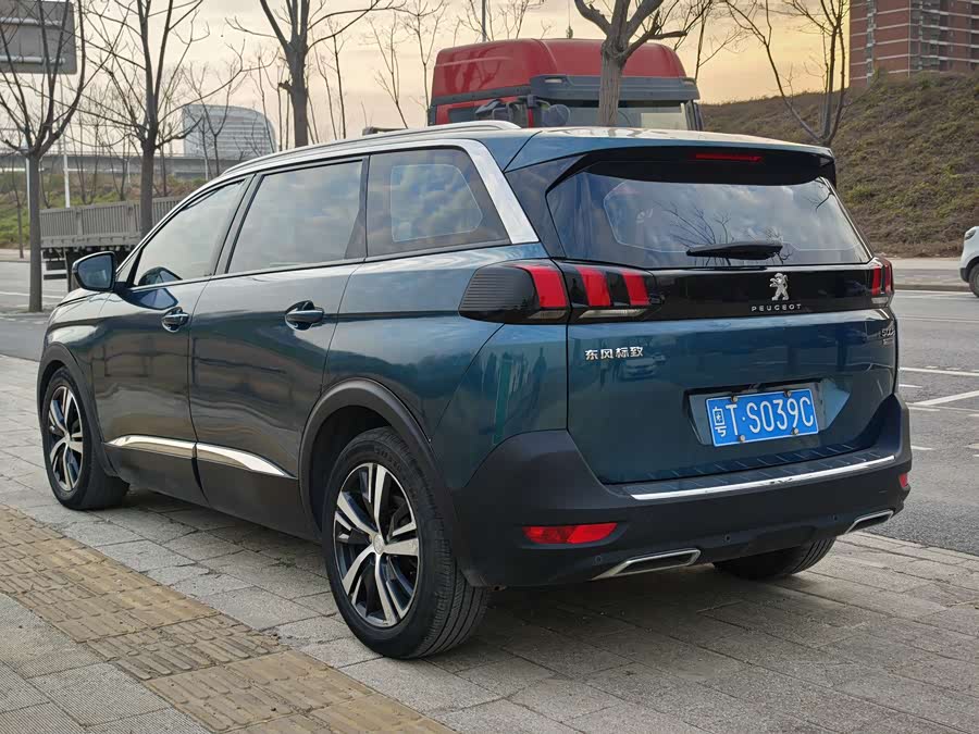 Peugeot 5008 2019 #18 Peugeot 5008 2019 car image #18