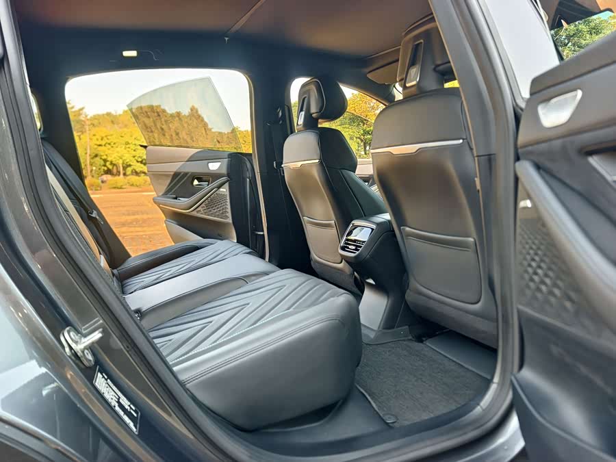 Deepal SL03 2024 #18 Deepal SL03 2024 car image #18