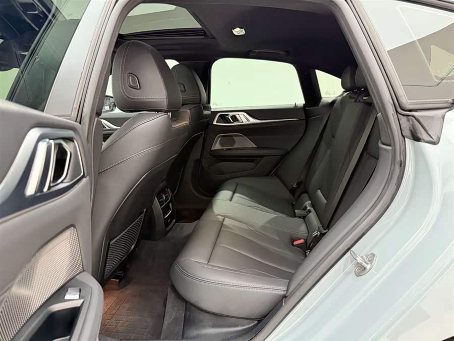 BMW 4 Series 2023 #18 BMW 4 Series 2023 car image #18