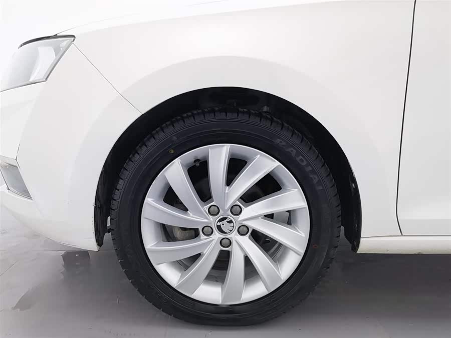 斯柯达 昕锐 2017 汽车图片 #18