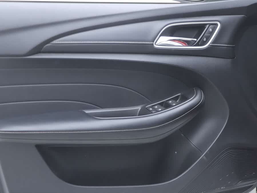 Roewe i5 2019 car image #18