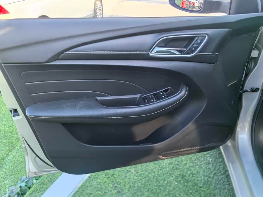 Roewe Ei5 2018 imagem de carro #18