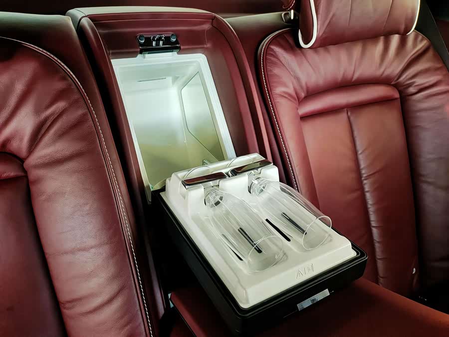 劳斯莱斯 古思特 2021 #18 劳斯莱斯 古思特 2021 汽车图片 #18