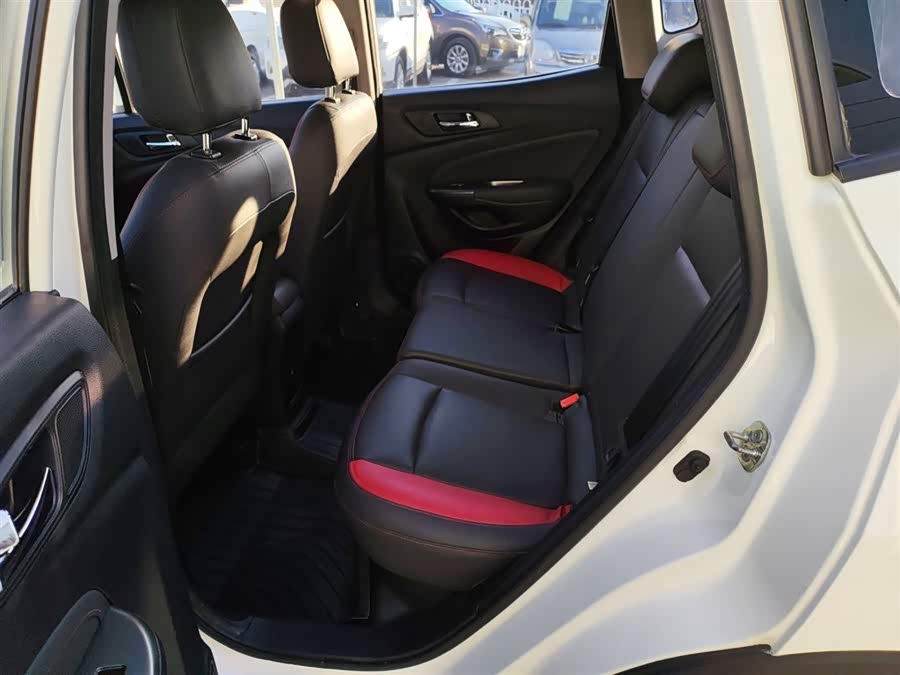 Changan CS15 2017 #18 Changan CS15 2017 car image #18