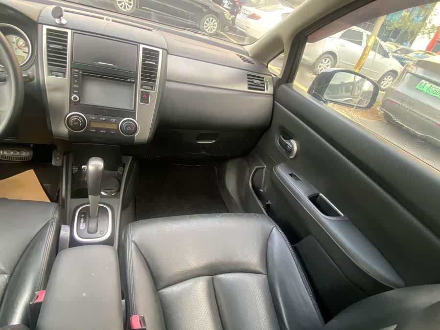 日产 骐达TIIDA 2010 汽车图片 #18