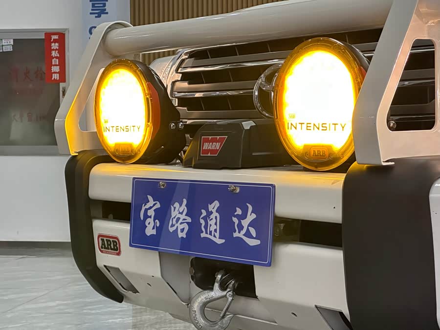 Toyota Land Cruiser 2015 car image #18