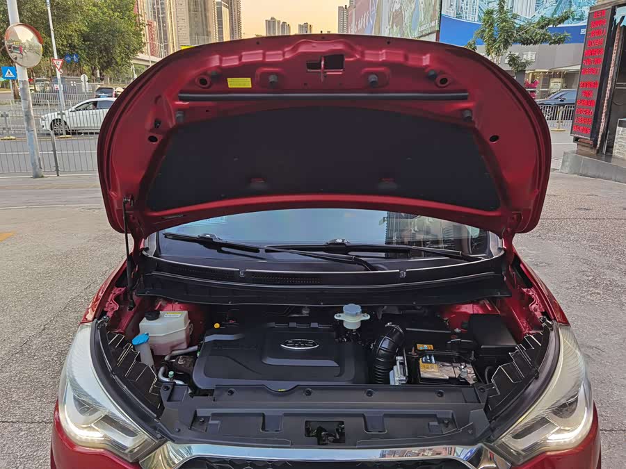 JAC 2017 #18 JAC 2017 car image #18