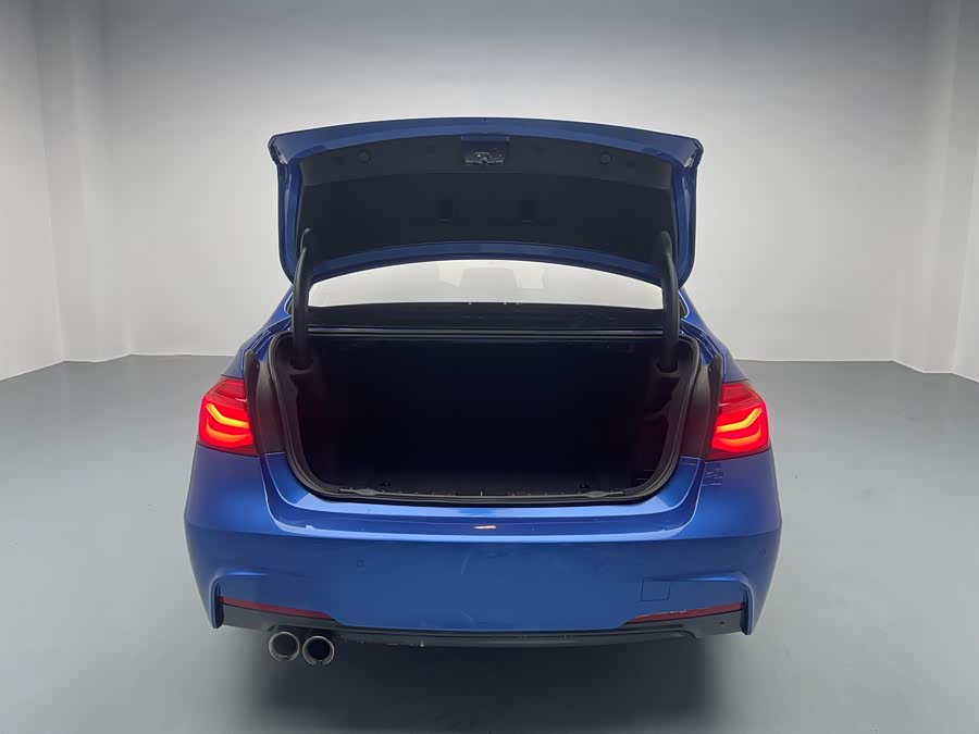 BMW 3 Series 2019 #18 BMW 3 Series 2019 car image #18