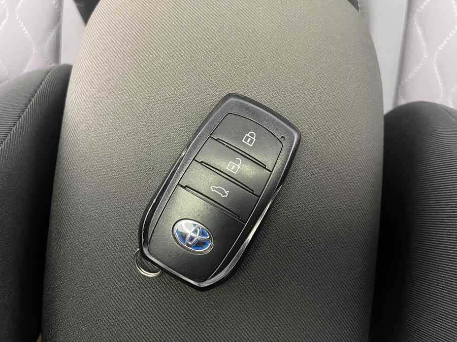 Toyota Corolla 2023 car image #18