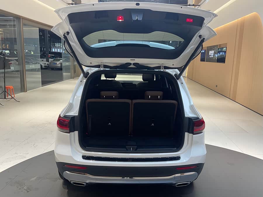 Mercedes-Benz GLB Class 2020 car image #18