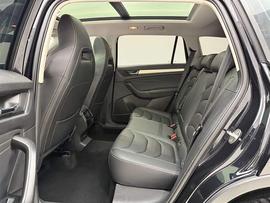 Skoda Kodiaq 2023 #18 Skoda Kodiaq 2023 car image #18