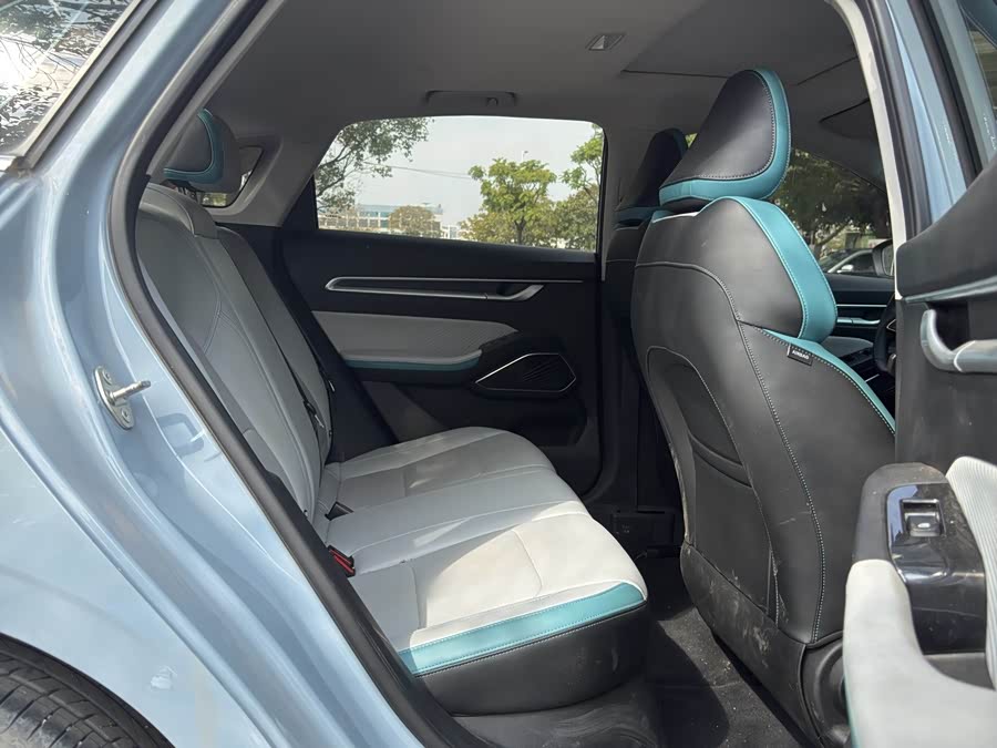 GEELY Emgrand 2023 car image #18