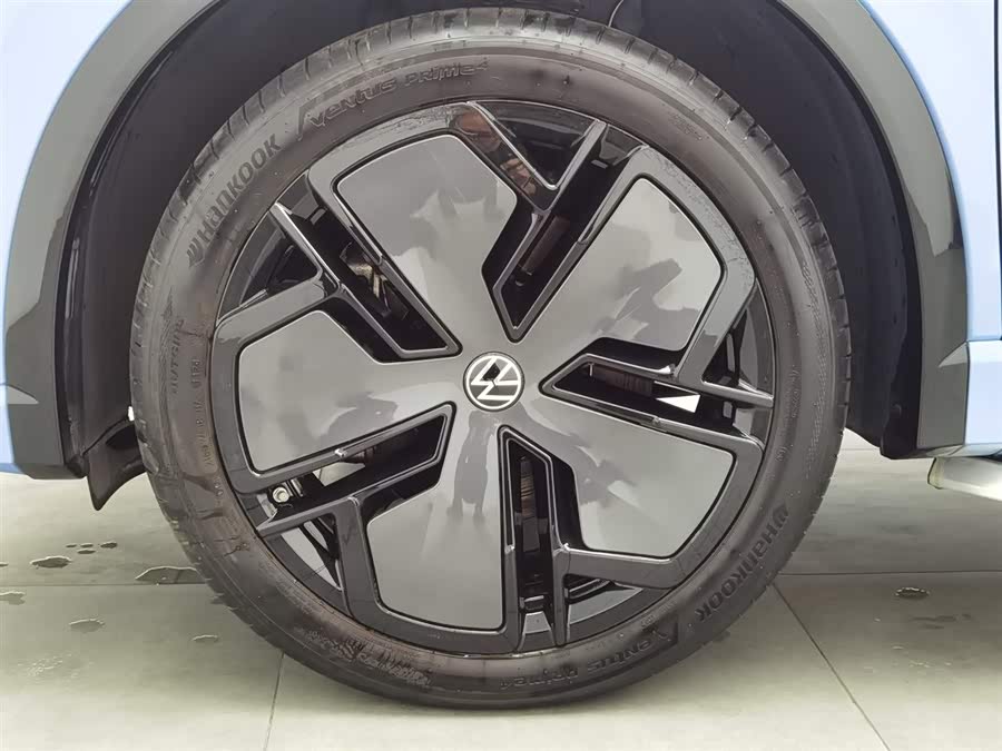 Volkswagen Tiguan L 2024 car image #18