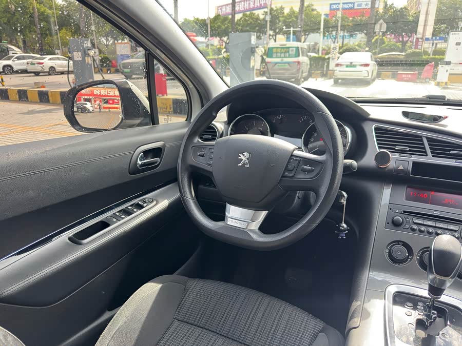 Peugeot 3008 2017 car image #18