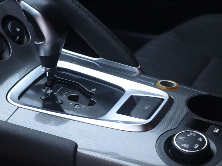 Peugeot 3008 2017 car image #18