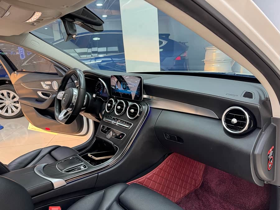 Mercedes-Benz C Class 2020 car image #18