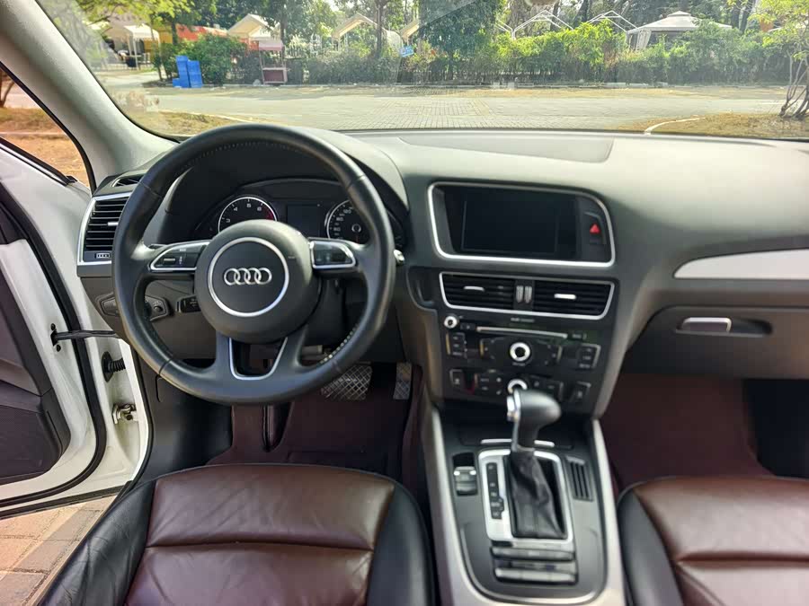 Audi Q5 2018 image de voiture #18