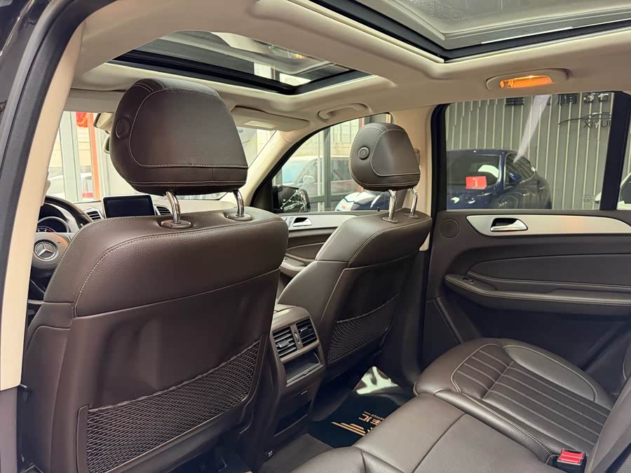 Mercedes-Benz GLE Class 2015 #18 Mercedes-Benz GLE Class 2015 car image #18