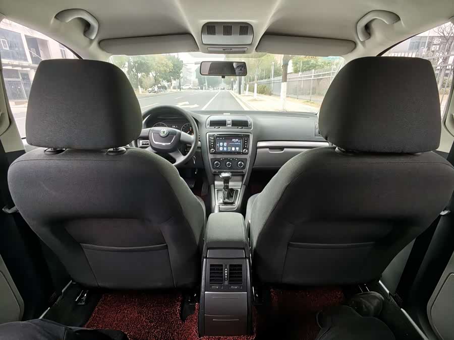 Skoda Octavia 2013 #18 Skoda Octavia 2013 car image #18