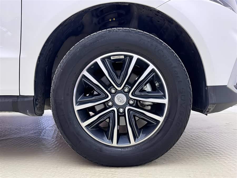 GEELY Vision X6 2019 car image #18