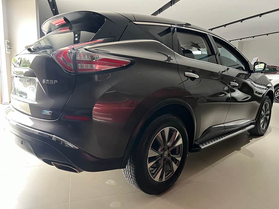 Nissan Murano 2023 изображение автомобиля #18