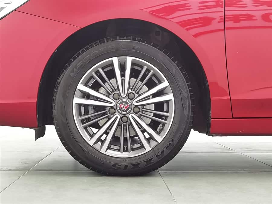 Roewe i5 2019 car image #18