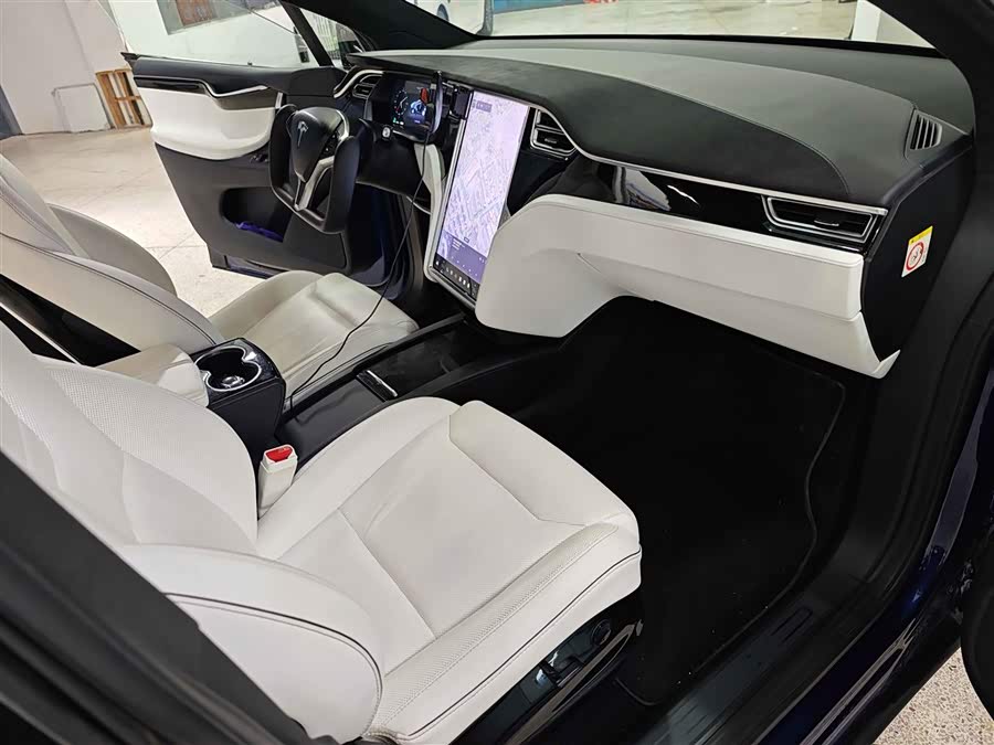 特斯拉 Model X 2017 汽车图片 #18