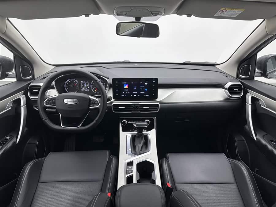 GEELY Coolray 2025 car image #18