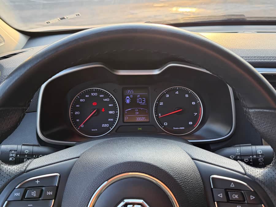 MG ZS 2019 car image #18