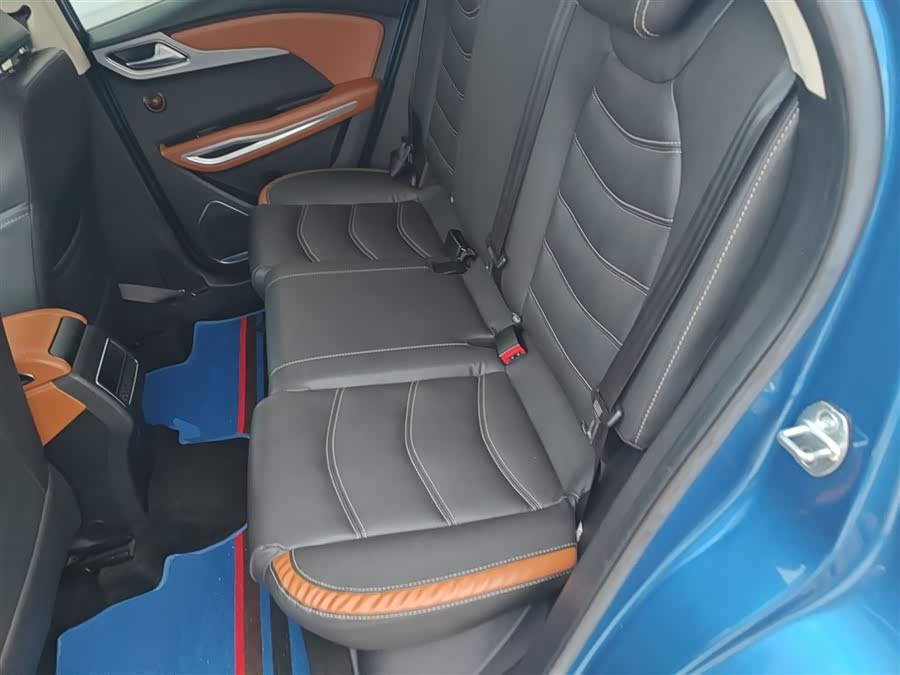 众泰 众泰T300 2018 汽车图片 #18