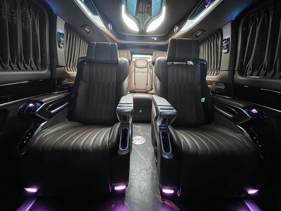 Mercedes-Benz V Class 2025 car image #18