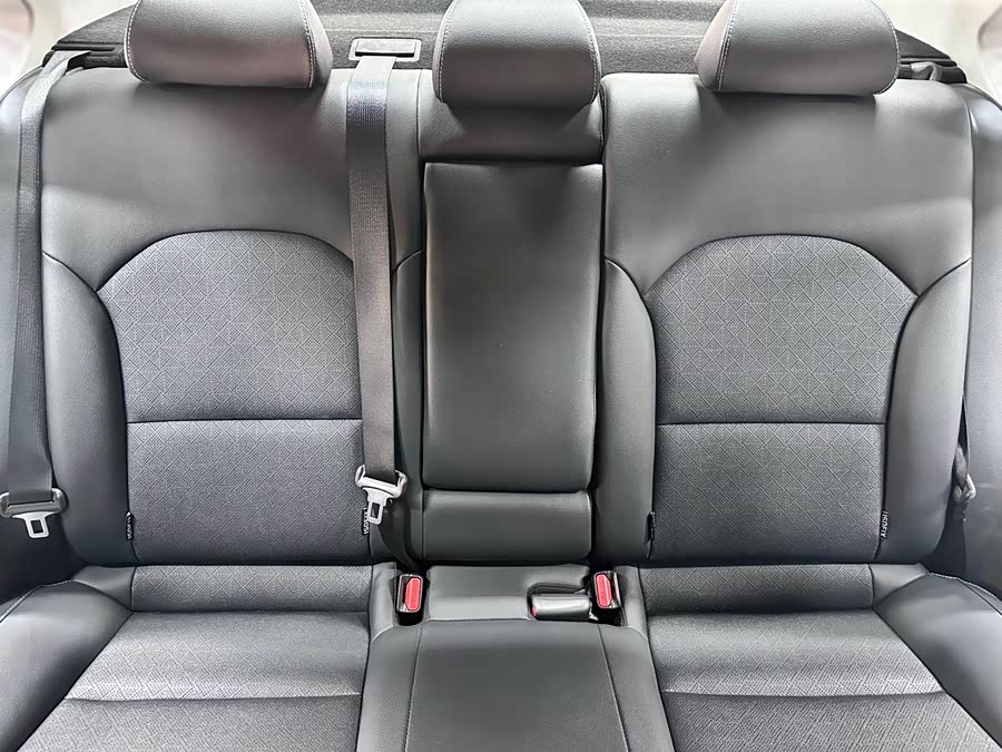 Kia K3 2017 immagine di auto #18