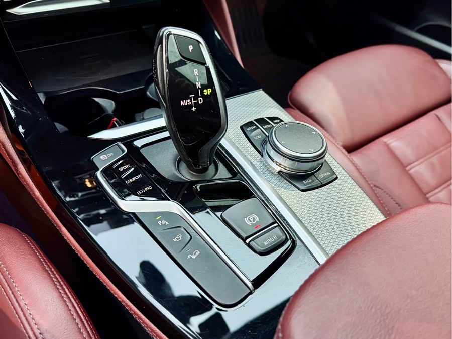 BMW X4 2020 صورة سيارة #18