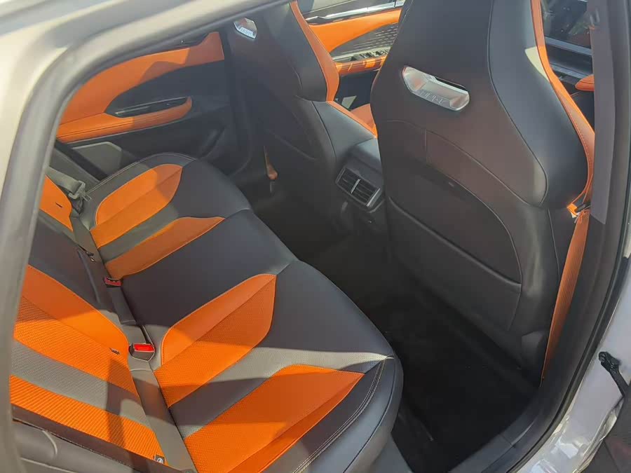 Changan UNI-V 2023 car image #18