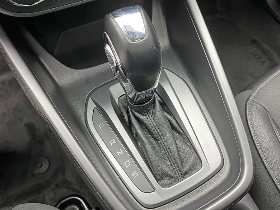 Ford Escort 2017 immagine di auto #18