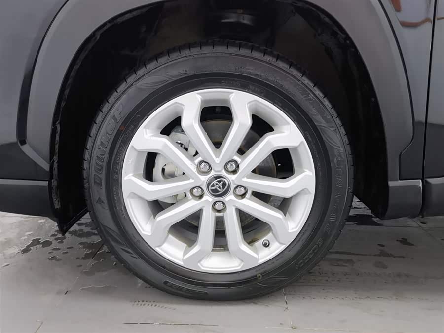 Toyota Frontlander 2023 car image #18