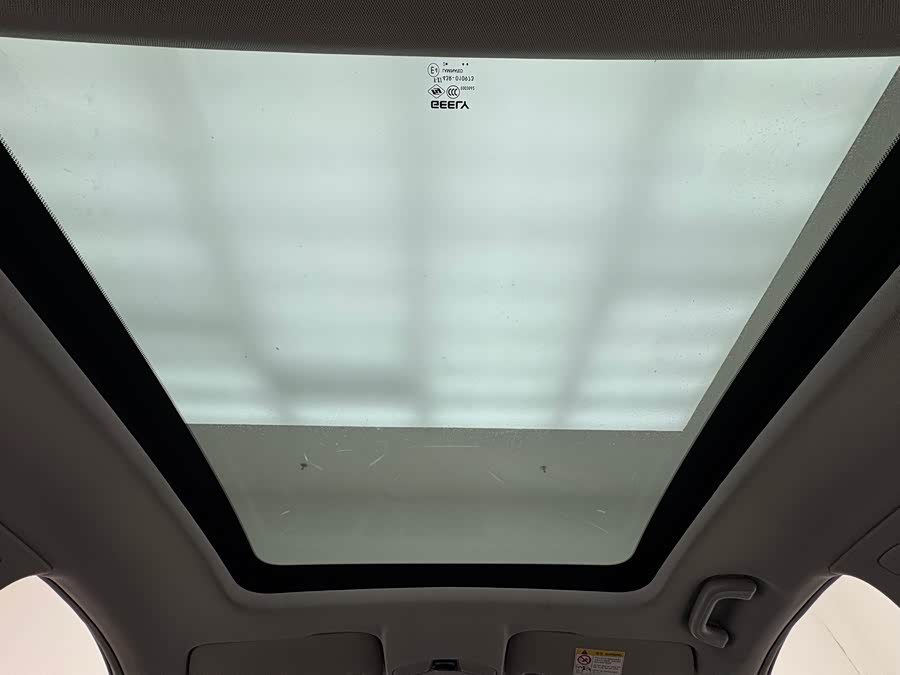 GEELY 2022 car image #18