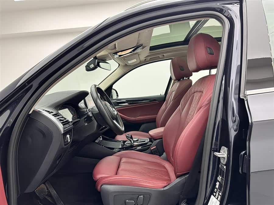 BMW X3 2023 car image #18