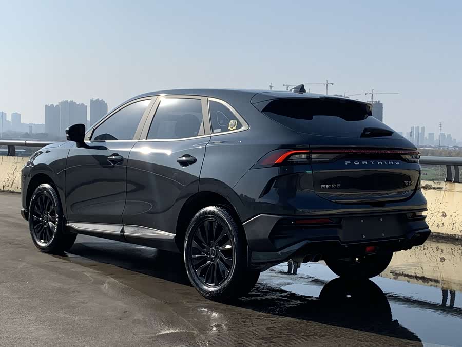 Forthing T5 EVO 2023 car image #18